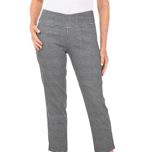 Checkered Pull On Black and White Ankle Pants - Picture 2 of 7
